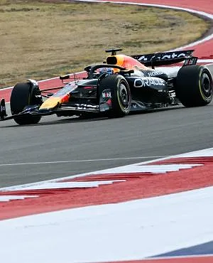 Formule 1: Max Verstappen wint sprintrace in Austin en pakt punten in op McLaren