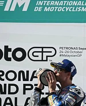 MotoGP: Álex Márquez wint overtuigend in Maleisië