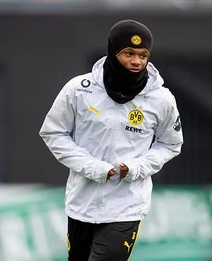 Goed nieuws: Julien Duranville keert terug in de training met Borussia Dortmund