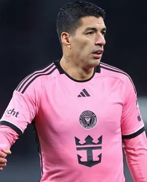 Luis Suárez valt fel uit naar ex-Anderlechtspeler: onnodige en gevaarlijke trap leidt tot schorsing in MLS