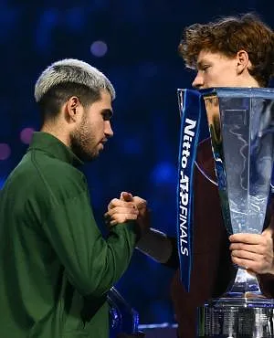 Sinner verslaat Alcaraz in de Masters-finale: de waanzinnige cijfers van een totale dominantie in 2025!