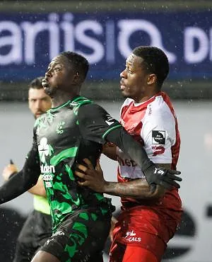 Zulte Waregem raakt niet voorbij Cercle Brugge