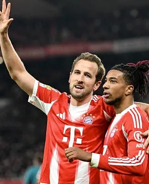 Bayern en Kompany ronden moeilijke verplaatsing bij Stuttgart met forfaitzege