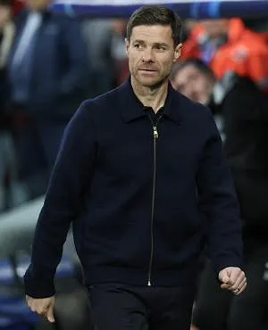 « Geen ontslagnacht »: Xabi Alonso lijkt op zijn post te mogen blijven ondanks de nederlaag tegen City