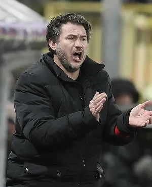 Genk toont ook interesse in Carl Hoefkens als opvolger van Thorsten Fink, Nicky Hayen blijft topfavoriet!