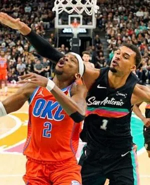 Jokić’s mutantenwedstrijd, de nieuwe overwinning van de Spurs op OKC: Christmas Game 2025 is een succes