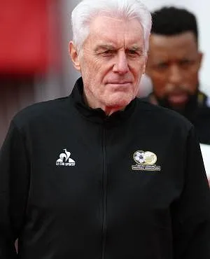 «Hier voel je niets»: Hugo Broos valt hard uit tegen de Afrika Cup