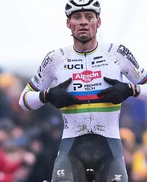 Nieuwe overwinning voor Mathieu van der Poel, ditmaal in Baal