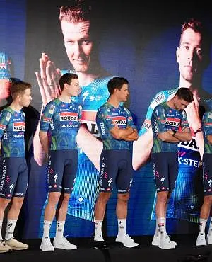 Jasper Stuyven mikt op etappeoverwinningen in Giro en Tour 2026