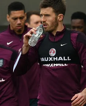 Plotse ommekeer bij Manchester United: voormalige clublegende krijgt de voorkeur op Solskjaer!