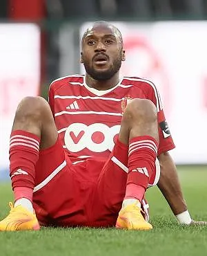 Ligue 1 of MLS: Standard dicht bij uitweg voor ongewenste speler