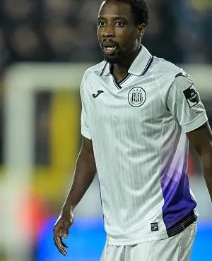 Het dossier Ashimeru blokkeert: de Anderlecht-speler wil enkel naar RAAL La Louvière