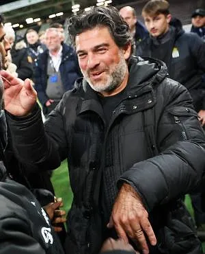 Mehdi Bayat geniet van de stunt: “Het Charleroi van de voorbije vier wedstrijden hoeft voor niemand onder te doen”