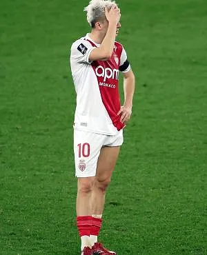 Wout Faes debuteert met foutje bij AS Monaco, dat slechte reeks nog langer ziet worden