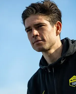 Wout van Aert zet zijn revalidatie voort: enorme rit van 183 kilometer in Spanje