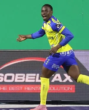 Pro League: Sint-Truiden wint bij La Louvière en neemt tijdelijk de leiding (1-2)