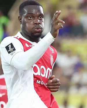 George Ilenikhena, ex-spits van Antwerp, verlaat Monaco voor meer dan 30 miljoen euro