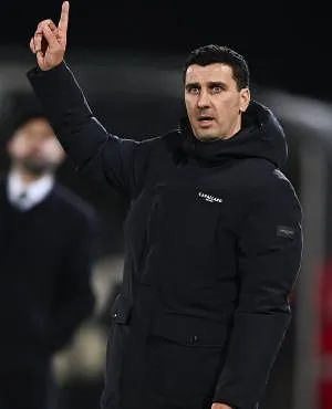 Maarten Martens staat op de lijst om Besnik Hasi op te volgen bij Anderlecht, Thorsten Fink haakt af