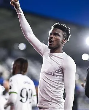 Jupiler Pro League: OH Leuven in extremis voorbij hekkensluiter Dender na dol slot met twee penalty’s