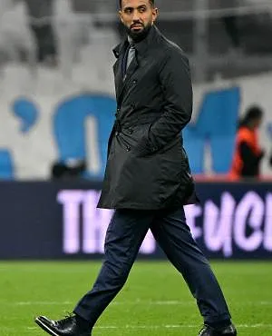 Wending bij OM: Medhi Benatia neemt alsnog de touwtjes in handen!