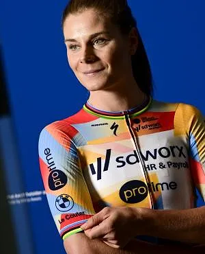 Gemotiveerd door het EK baanwielrennen wil Kopecky schitteren in de klassiekers: « Ik wil me focussen op de koersen die ik het liefst rijd »