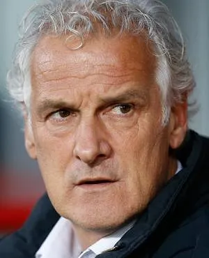 WK 2026: Dick Advocaat stopt als bondscoach van Curaçao, Fred Rutten (ex-Anderlecht) neemt over