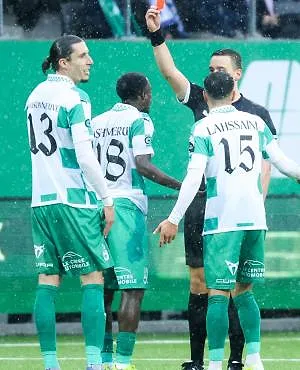 RAAL kent schorsing voor Majeed Ashimeru