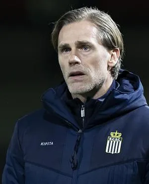 «We blijven erin geloven»: Hans Cornelis en Charleroi trekken ten strijde tegen Club Brugge voor de top 6