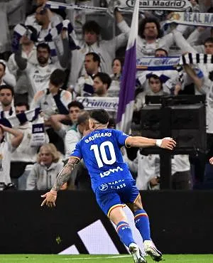 Real Madrid gaat thuis onderuit tegen Getafe en ziet leider Barça uitlopen