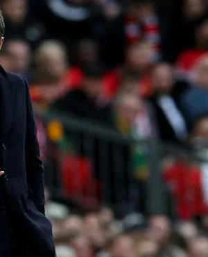 Carrick voegt zich bij de critici van corners: “Nog niet zo lang geleden werd elk contact bestraft”