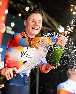 Nokere Koerse - Lotte Kopecky na eerste zege van het seizoen: « Er valt wat druk van mijn schouders »