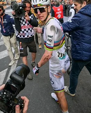 Pieken boven 50 km/u op de Cipressa: de waanzinnige cijfers achter Pogacars zege in Milaan-Sanremo