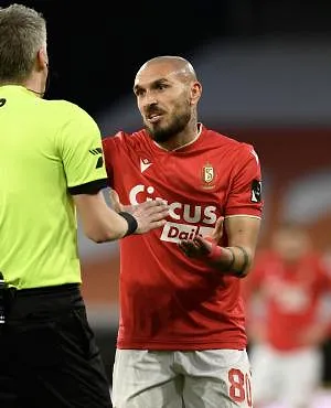 “Ik begrijp dat de fans twijfels hebben”: Vincent Euvrard wil reactie van Standard in Play-offs 2