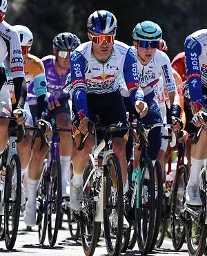 « Het is een parcours dat me ligt » : Remco Evenepoel mikt op zege in Catalonië