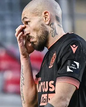 Standard wil Teddy Teuma verlengen ondanks fysieke kwaaltjes