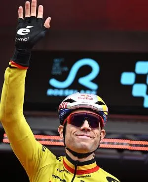 “Geweldig nieuws”: Van Aert reageert op de deelname van Remco Evenepoel aan de Ronde van Vlaanderen!