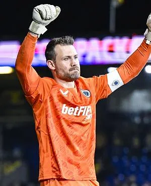 Donderslag bij Brugge: Simon Mignolet stopt met voetballen aan het einde van het seizoen!