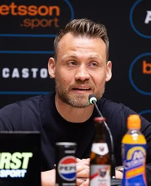 “Een duidelijk doel: een 20e titel naar Brugge brengen”: Simon Mignolet geeft uitleg bij zijn afscheid!