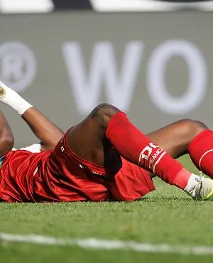 We hebben dé misser van het jaar: Opoku (Zulte Waregem) laat gouden kans op drie punten liggen