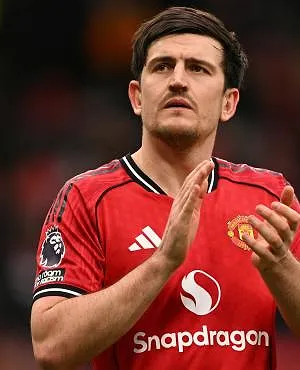 Harry Maguire blijft Manchester United ook volgend seizoen trouw