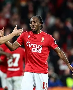 Euvrard vraagt Calut en Kuavita om voorbeeld te nemen aan Dries Mertens: « Het zijn degenen die volhouden in moeilijke tijden die zullen slagen »