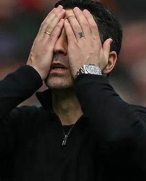 Arsenal en invaller Trossard stuiten op Bournemouth en laten steek vallen in titelstrijd