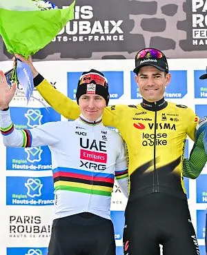 “Hij stuurde me een bericht om 4.15 uur ’s ochtends”: het prachtige gebaar van Van Aert voor de ouders van Goolaerts