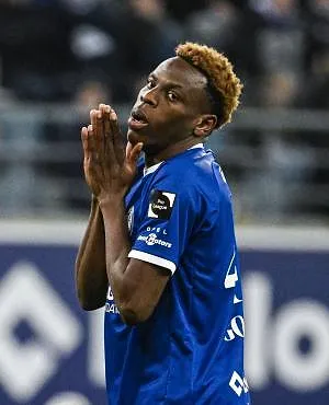 Gent verlengt het contract van zijn aanvaller tot 2029