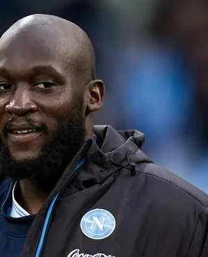 Na positief overleg in Napels keert Romelu Lukaku terug naar België om revalidatie af te ronden