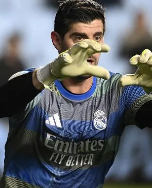 Thibaut Courtois is terug op het trainingsveld bij Real Madrid!