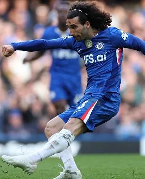Persoonlijke kapper van Marc Cucurella lekte de opstellingen van Chelsea!