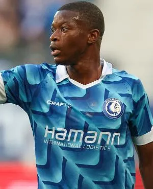 KAA Gent beëindigt het contract van een van zijn verdedigers