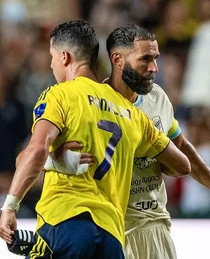 Karim Benzema terug bij de Franse nationale ploeg? Hij zet de deur open