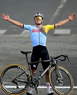 Remco Evenepoel en Specialized, dat is voor het leven: «We hebben een totaal vertrouwen in elkaar»